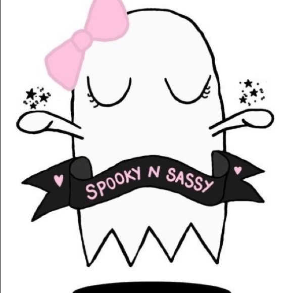 White Rhinestone Ghost - Picture 6 of 17